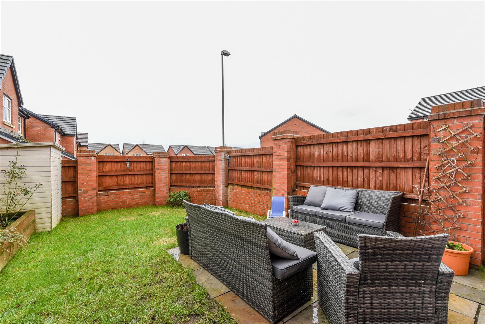 3 bed property in Grasmere Avenue, Leyland